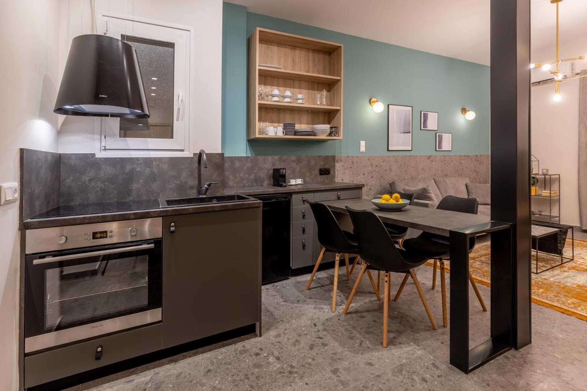 Elegant Apt 5' From Ampelokipi Metro Station Атина Екстериор снимка